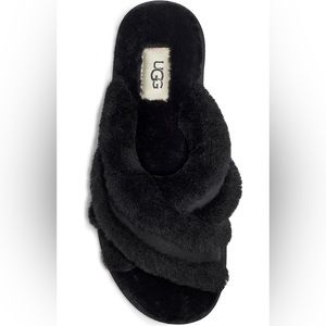 UGG Scuffita Genuine Shearling Slide Slipper